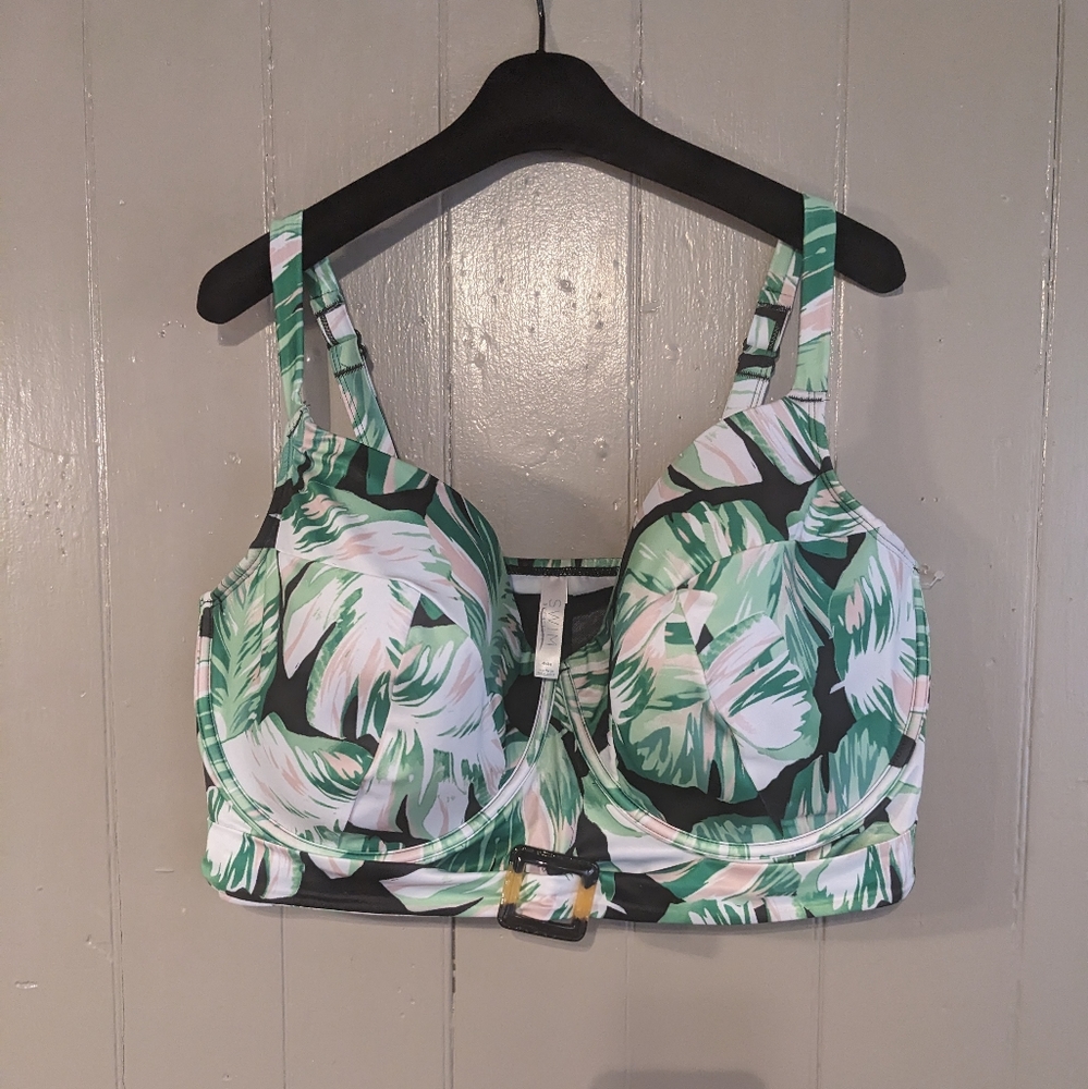 Cacique swim top